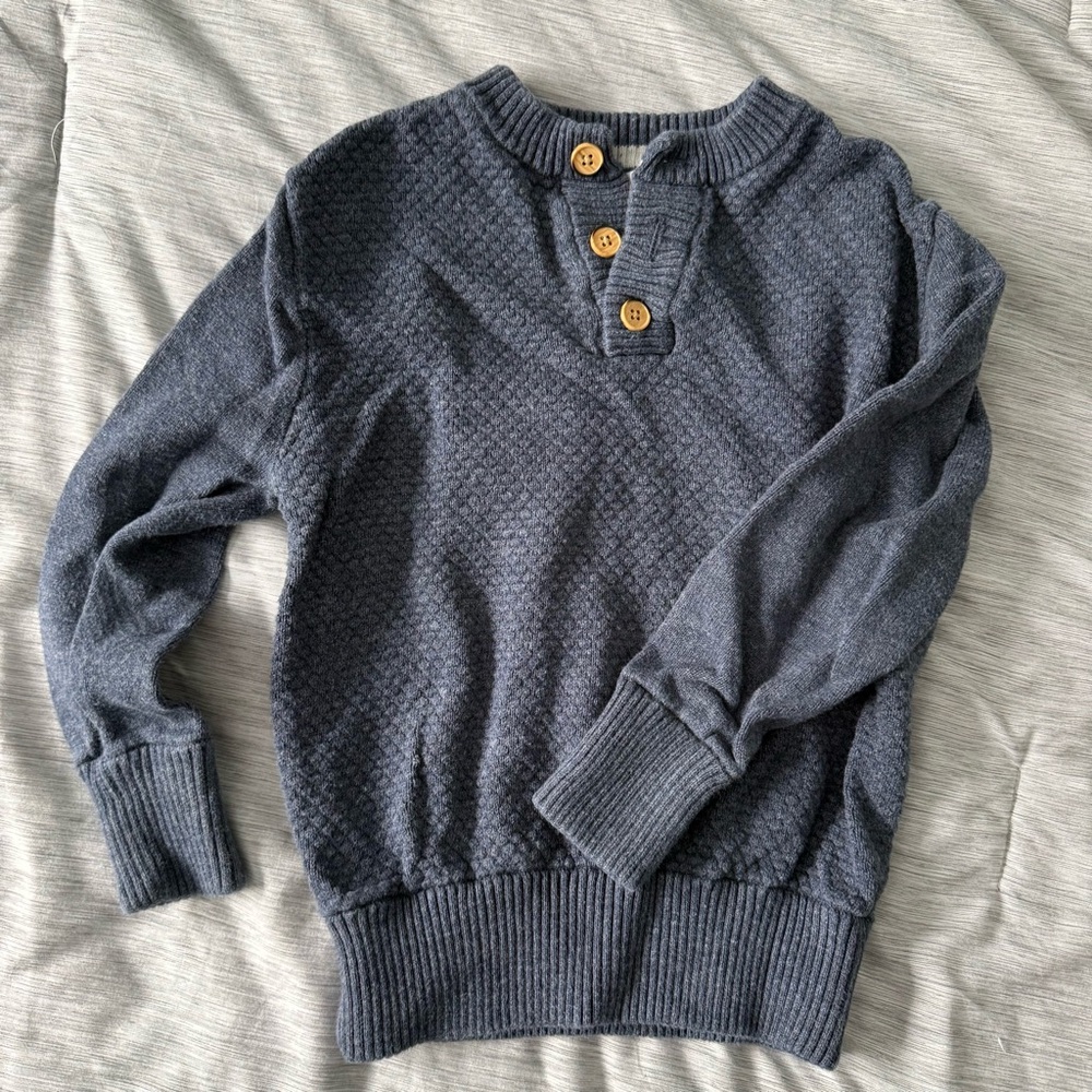 Boy’s Navy Textured Knit Pullover Sweater with Button Placket (Size 4/5)